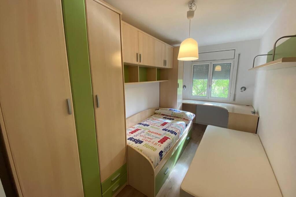 Apartamento Completo Muy Cerca Del Centro Ideal Para Familias Con Piscina Figueres  Exterior photo